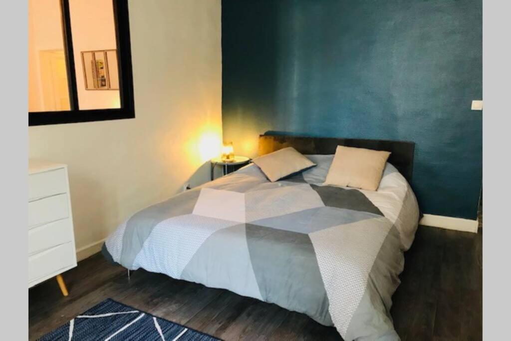 Au Coeur Du Vieux Bayeux, Logement De Charme Apartment Exterior photo